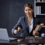 Можно ли продать долю без согласия других собственников — и что потом