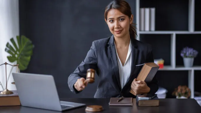 Можно ли продать долю без согласия других собственников — и что потом